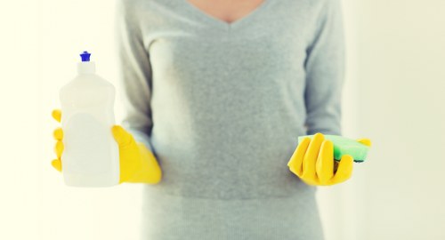 Visual representing user cookie control and browser preferences for Wimbledon cleaning services