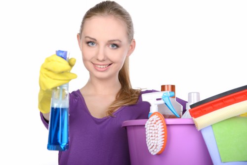 End of tenancy cleaning by Wimbledon cleaners